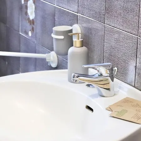 Chic And Comfortable In Apartmán